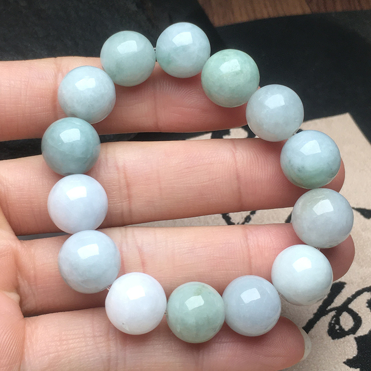 玉石寨A货翡翠冰糯种手链吊坠