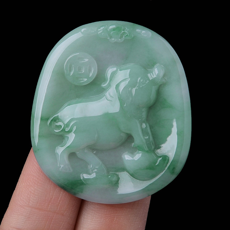 玉石寨玉器 飘绿花翡翠猪牌挂件缅甸保真冰糯种a货生肖猪玉牌送证