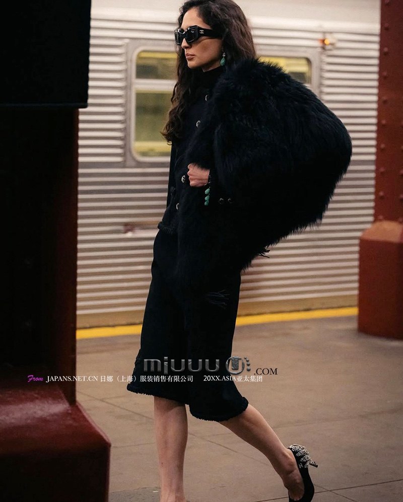 日娜高奢20XXASIA BUYER 12 eop 新款黑色气质优雅短款上衣外套女