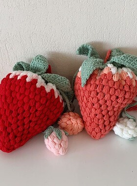 新款毛线钩织包包可爱甜美草莓手工钩织包网红少女卡通斜挎包成品