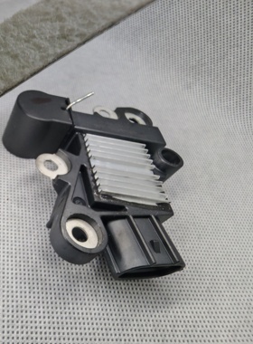 福田小货康玲发电机调节器JFZ192 63-165