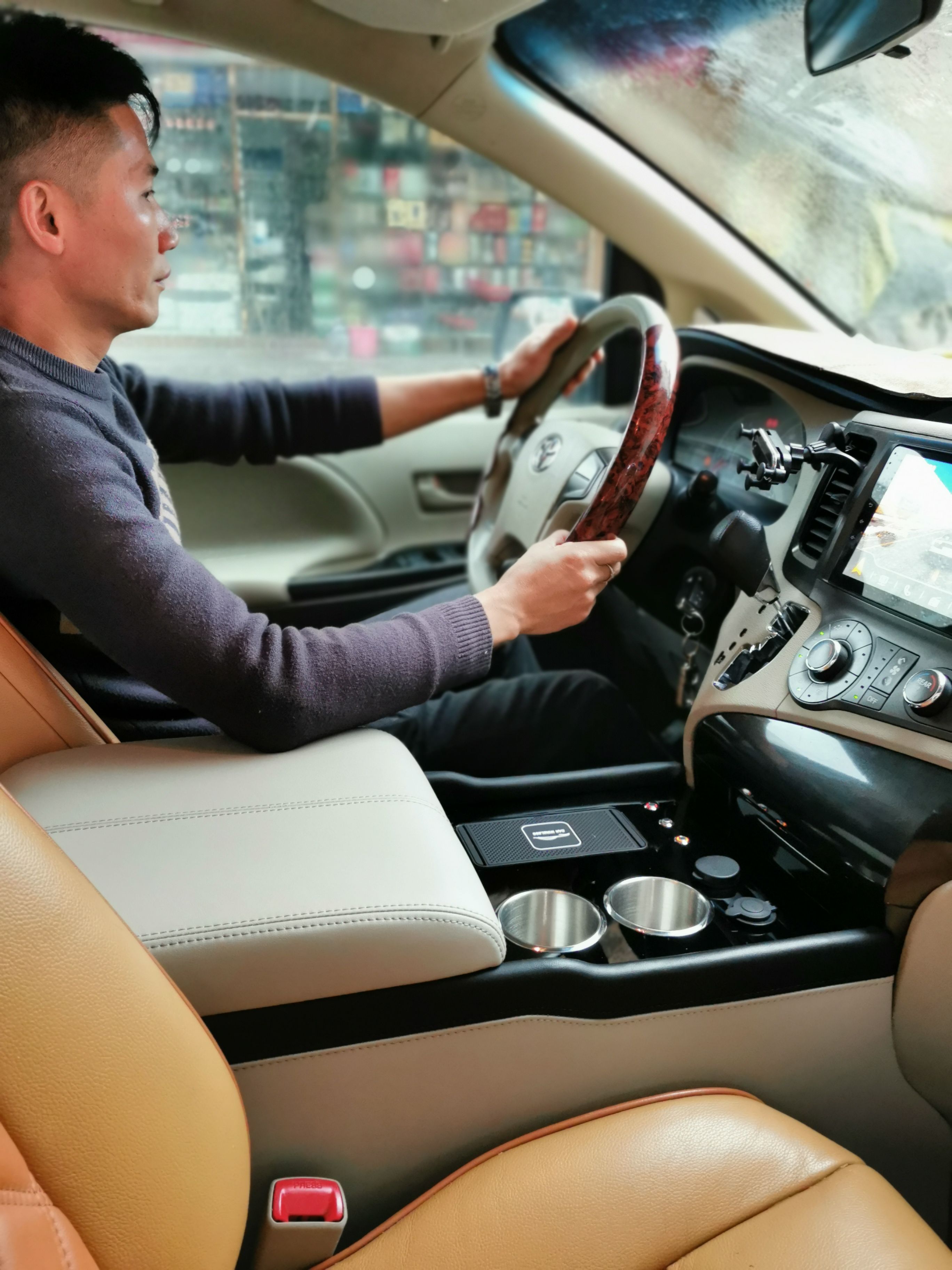 适用10-20款老款丰田塞纳sienna专用扶手箱多功能储物盒车内改装