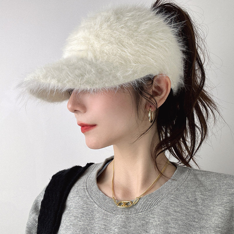 冬季可扎马尾毛绒空顶鸭舌帽保暖
