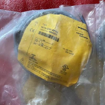 PLC，TSXAEY414，实物图两个，有个少前盖子，