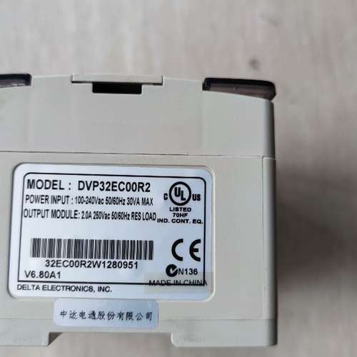 台达PLC DVP32EC00R2成色实物图，功能正常