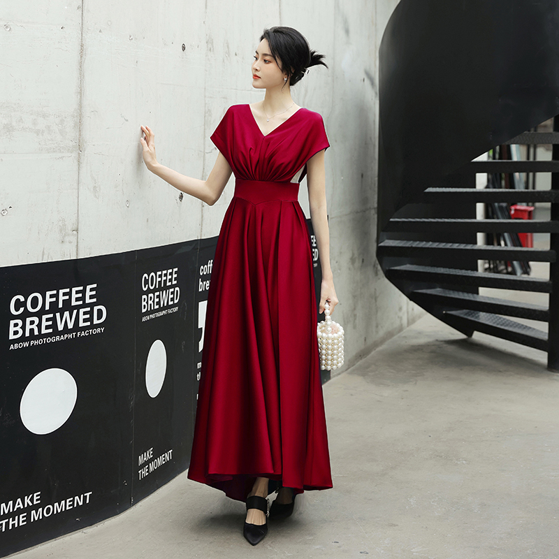 朵朵鲜女长款短袖修身