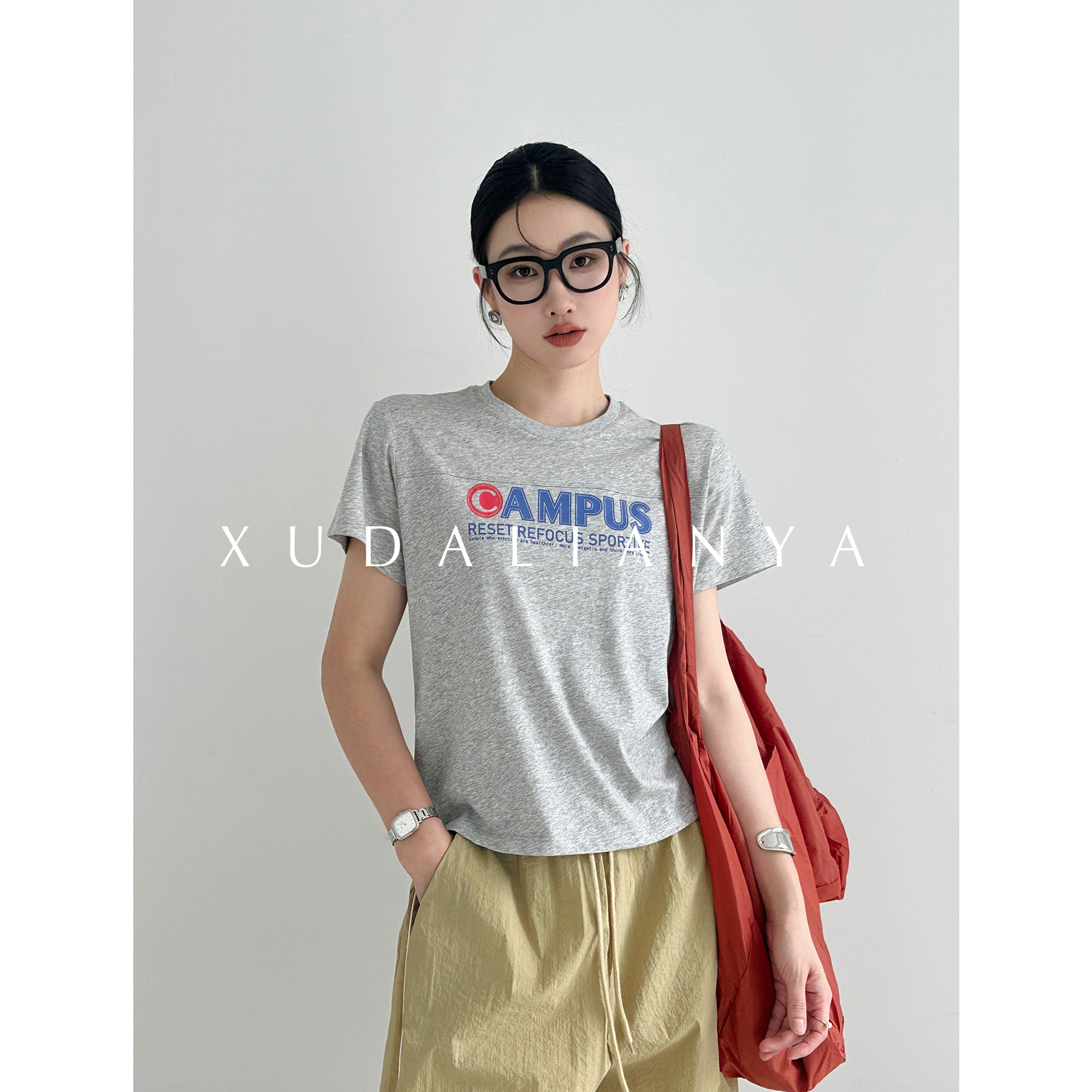 徐大脸吖定制 美式复古撞色字母印花体恤上衣显瘦正肩短袖女t恤夏