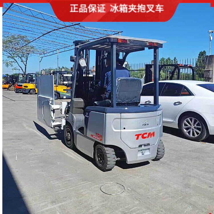 转让TCM冰箱抱夹叉车软抱夹叉车柴油2吨3吨4吨二手圆抱夹叉车图片