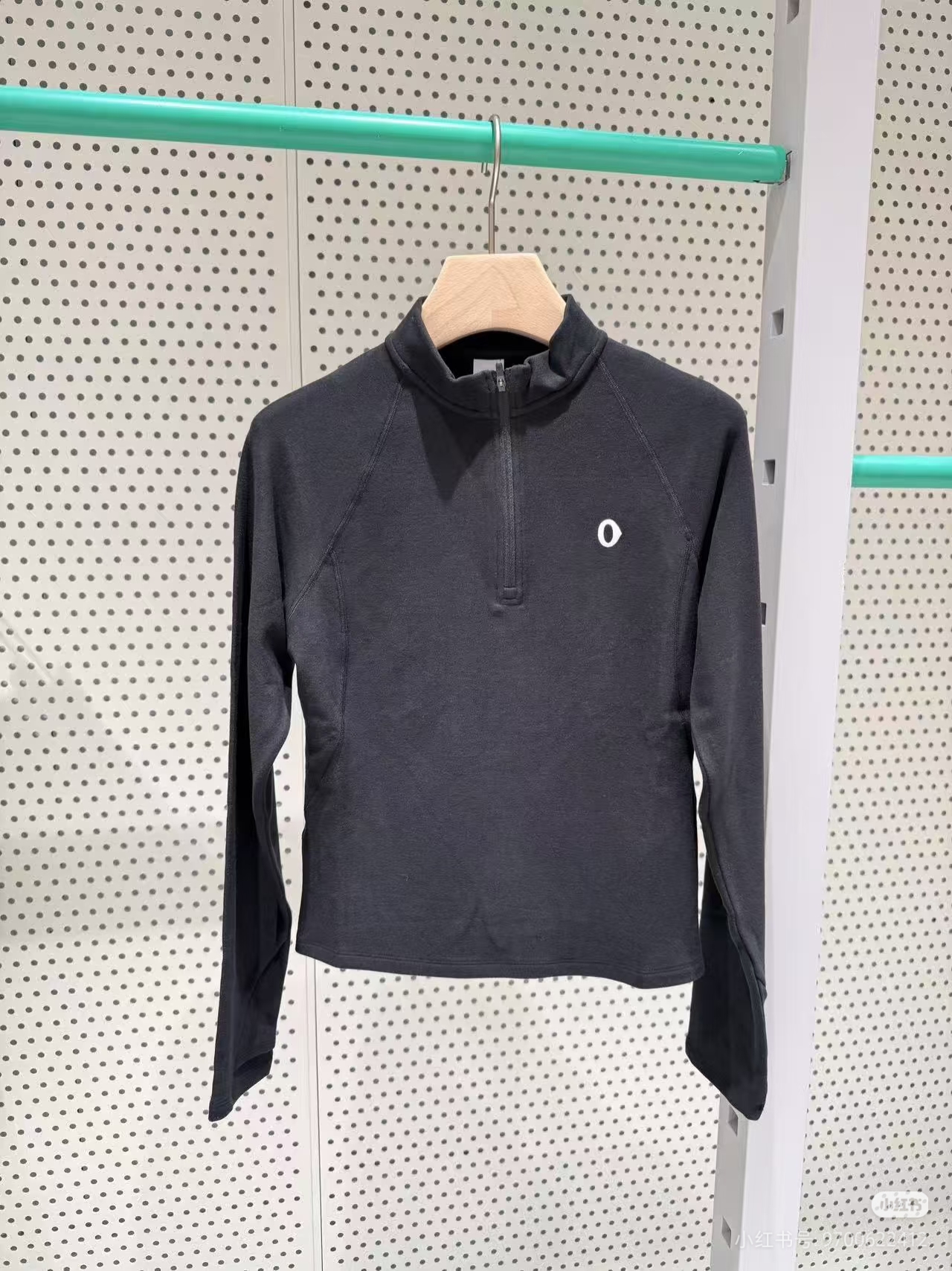 A0253TS17素然国内专柜正品代购25秋户外磨毛立领修身长袖T恤1150