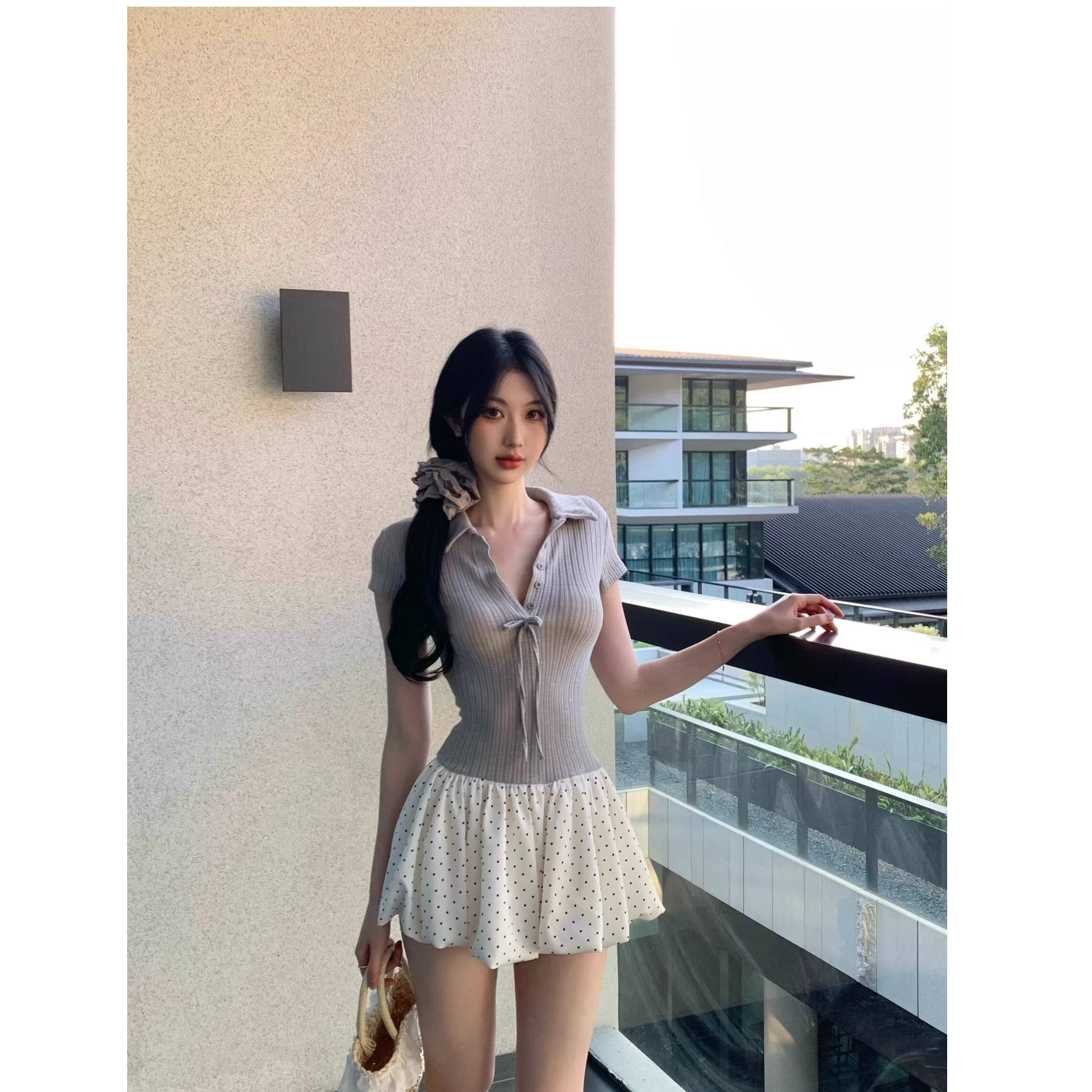芭蕾风灰色假两件拼接波点短袖连衣裙女夏季收腰裙子蓬蓬花苞短裙