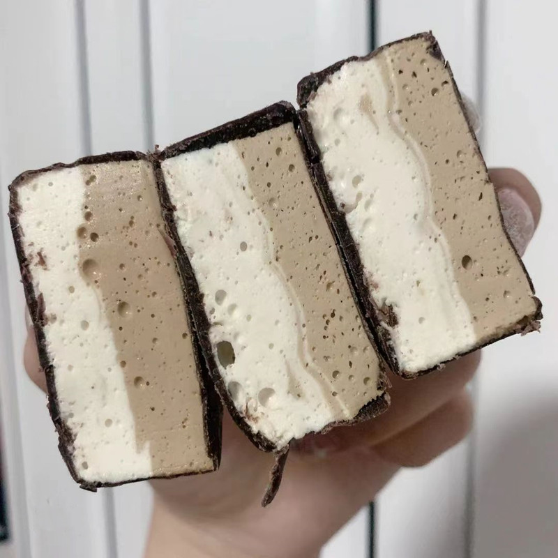 俄罗斯进口俄宝多提拉米苏味巧克力糖网红软绵风味糖果原装零食品
