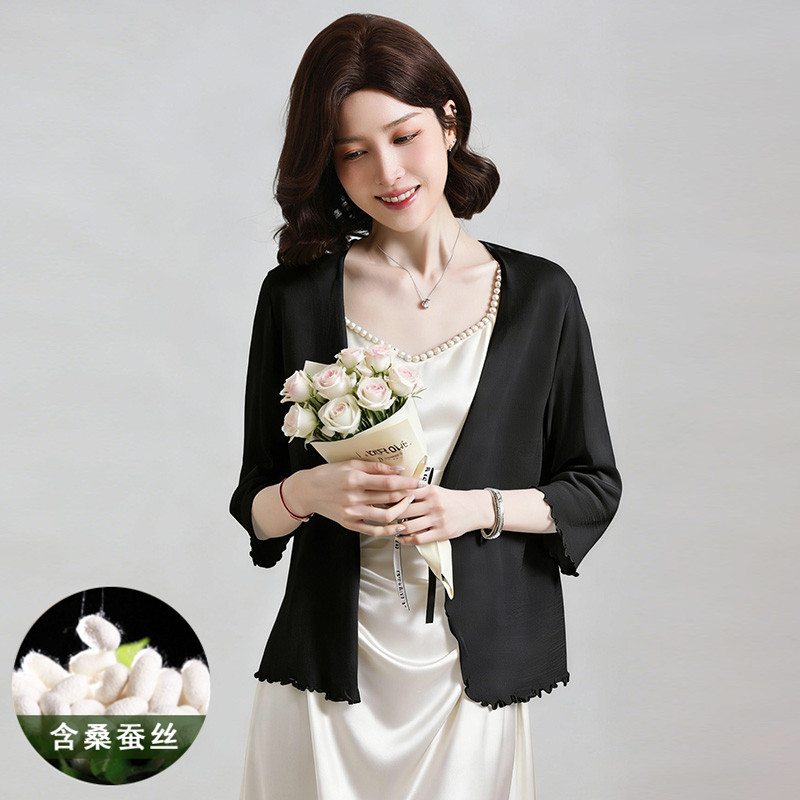 桑蚕丝针织开衫女2026春夏新款黑色V领五分袖薄款防晒外搭披肩