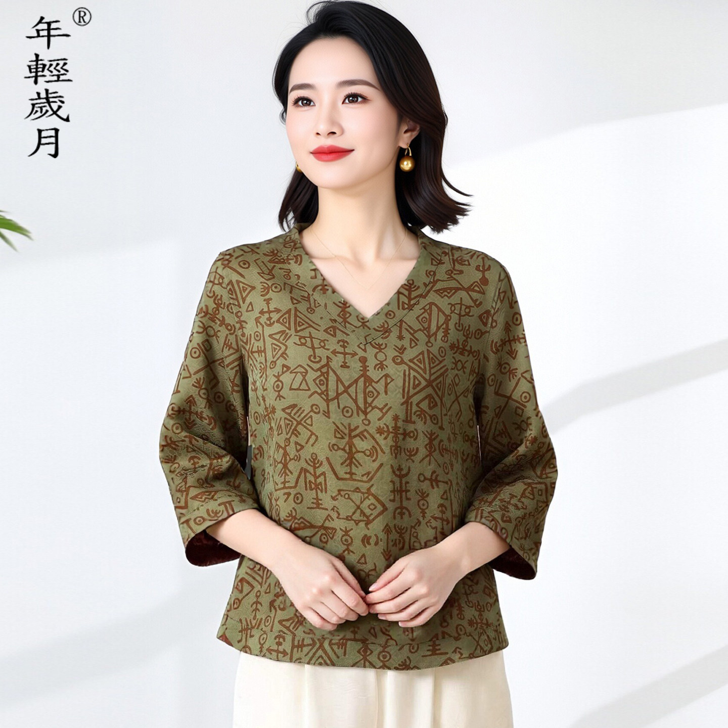 复古印花真丝衬衫女2026夏新款V领宽松桑蚕丝洋气上衣红云纱小衫