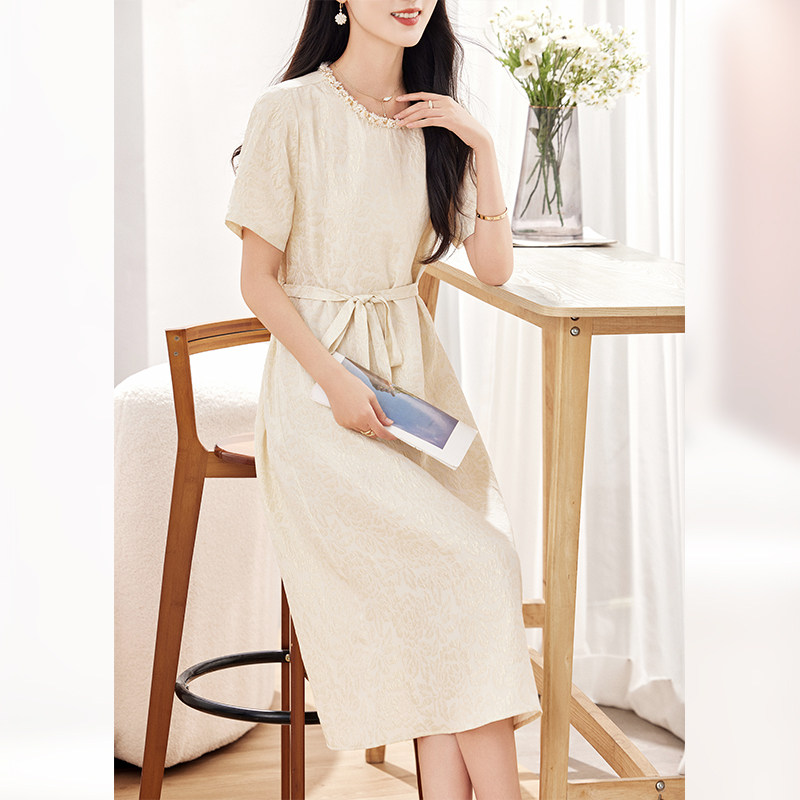 高端时尚真丝连衣裙女2026夏季新款收腰显瘦金丝冠乐绉桑蚕丝裙子