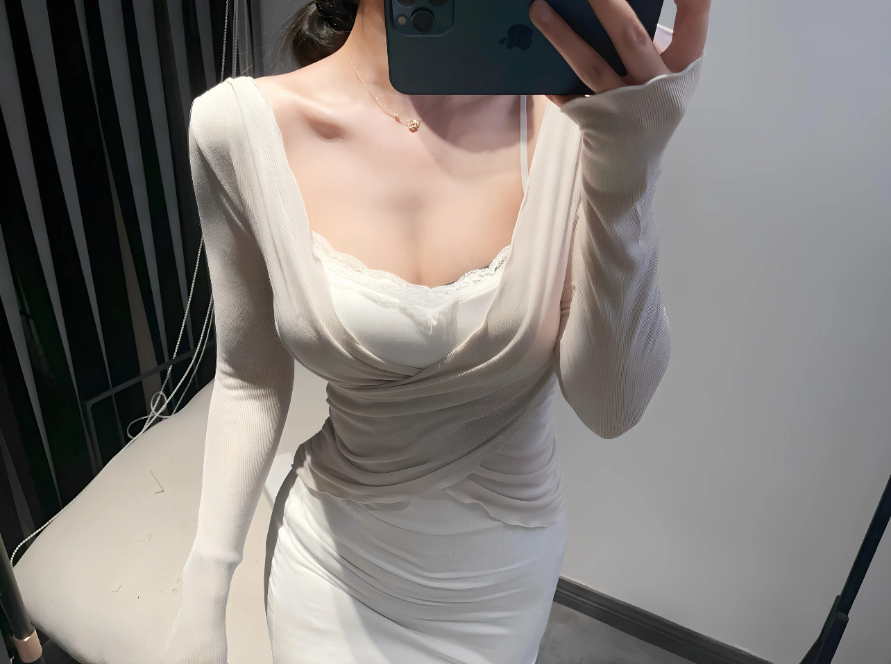 现货!甜辣风蕾丝吊带连衣裙两件长袖T恤女修身内搭设计感纯欲