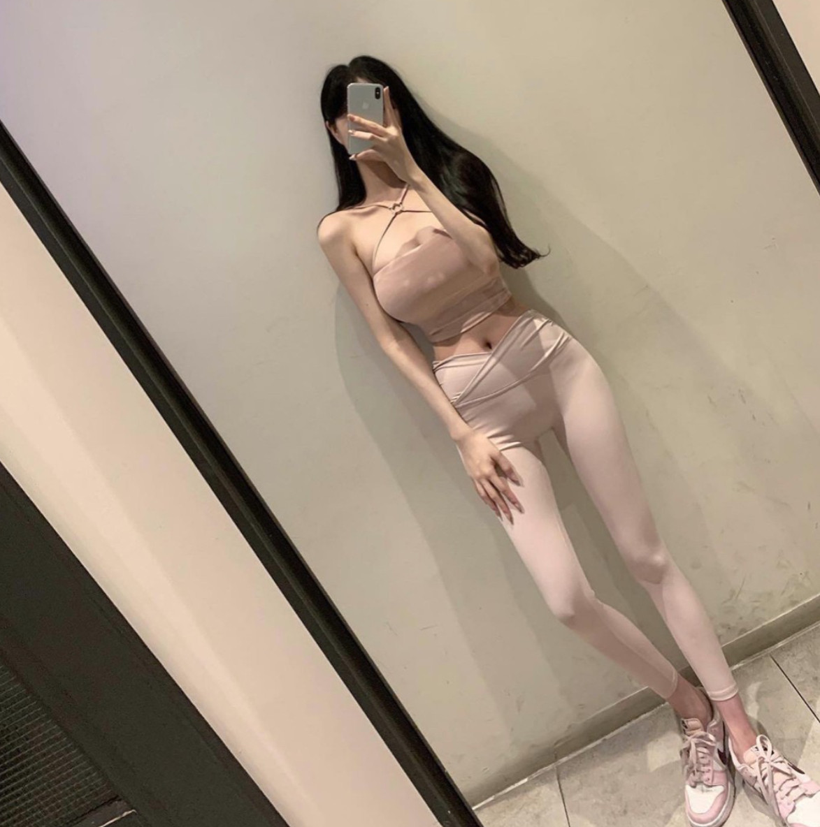 现货~韩国代购性感交叉腰裸感健身普拉提瑜伽裤紧身性感打底裤,女装/女士精品,休闲裤,淘宝优惠券,粉丝福利购,淘宝优惠卷