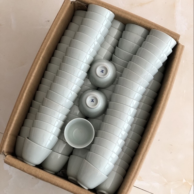 豆青釉玉字茶杯主人杯经典款厚实 80年代出口库存龙窑柴烧老瓷器