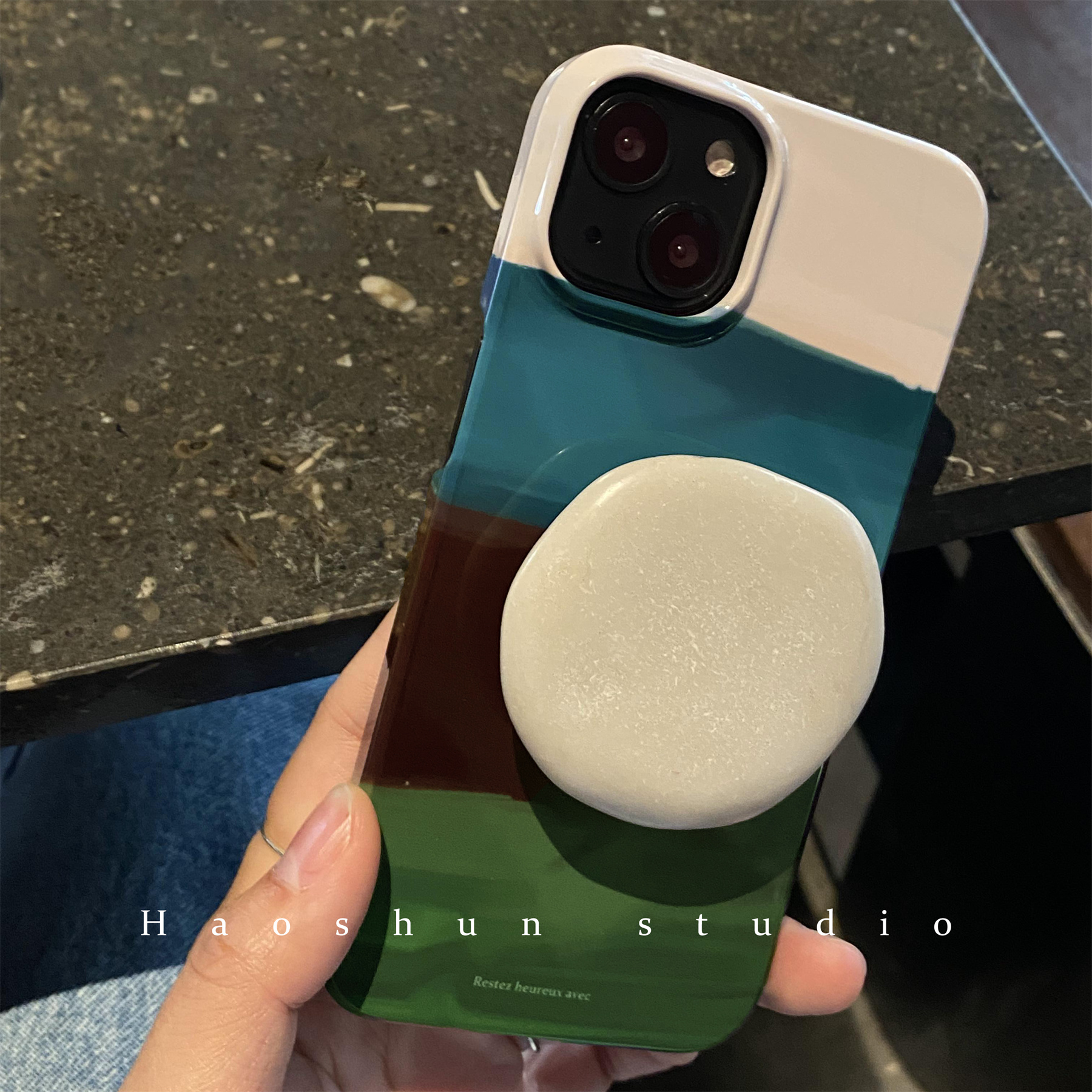 iPhone14菲林晕染光面硬壳