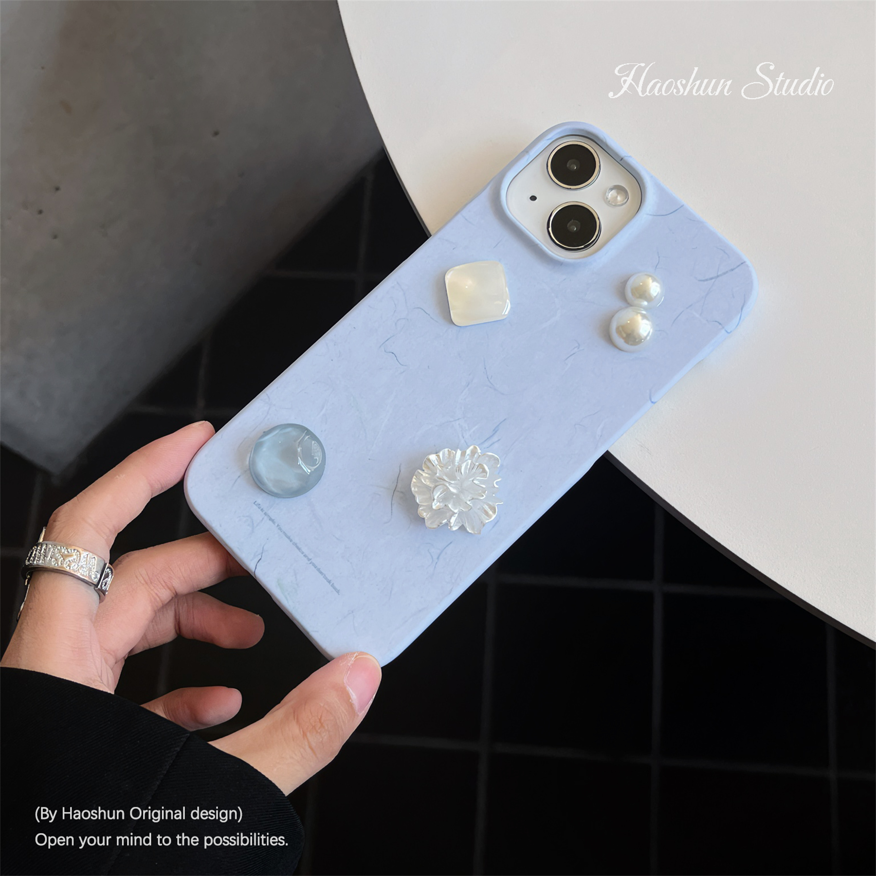 iPhone15pro磨砂菲林小众硬壳