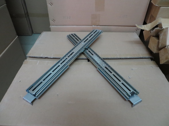 18寸1U 2U 3U 4U导轨工控服务器导轨机柜通用导轨抽拉式三节导轨