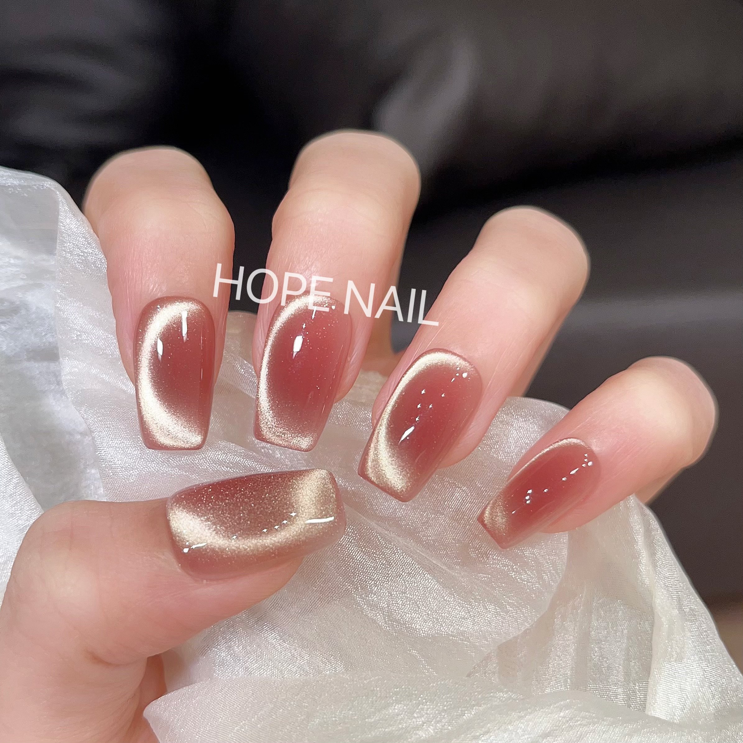 【乌梅紫酱】高品质莓色腮红晶石猫眼手工穿戴甲秋冬短款美甲贴片,彩妆/香水/美妆工具,穿戴甲/甲片,淘宝优惠券,粉丝福利购,淘宝优惠卷