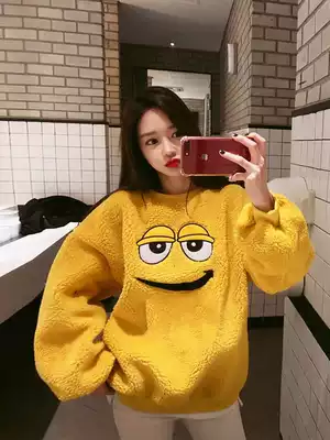 2021 New loose oversize cartoon round neck plus velvet thick short lamb plush sweater women autumn and winter