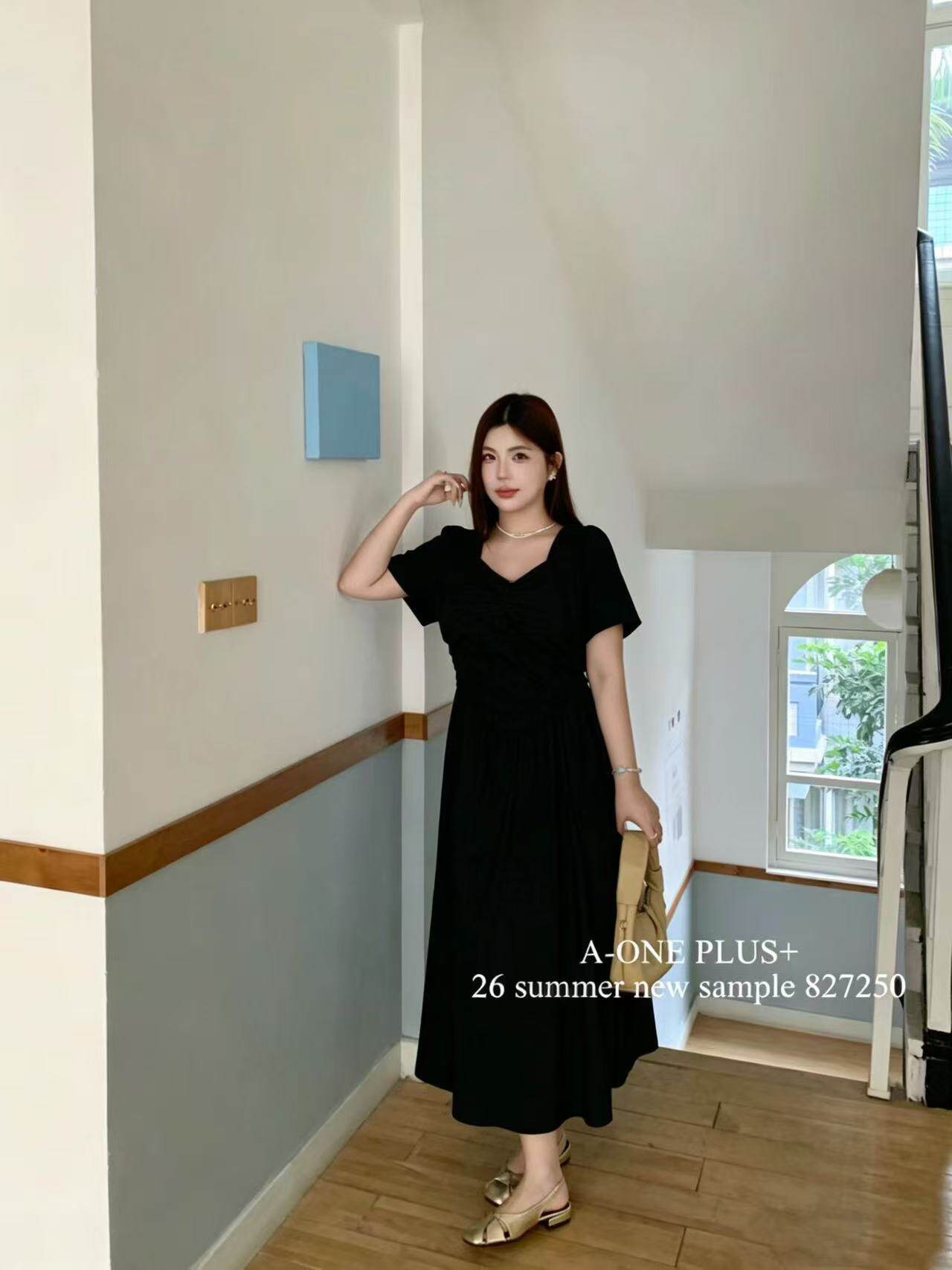 AONE家827250#连衣裙5/18 杏   蓝  黑 SM
