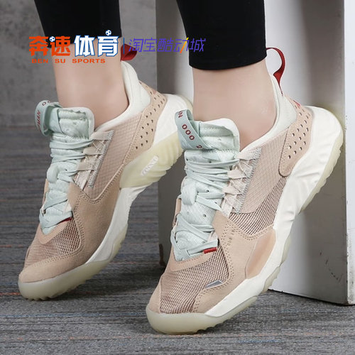 耐克男减震耐磨运动休闲鞋