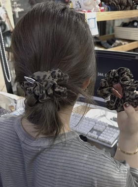 小众复古豹纹大肠发圈小版发量少丸子头发绳韩国新款马尾扎发头绳