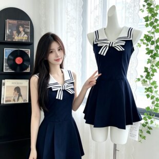 Mejiu蜜九水手甜韵甜美收腰无袖学院连衣裙女夏季设计感裙子