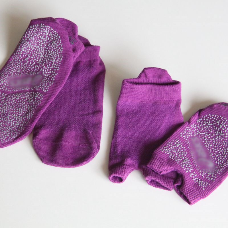 出口亚家 瑕疵 瑜伽袜子 脚底防滑两个款式无骨紫红色女士 分趾袜