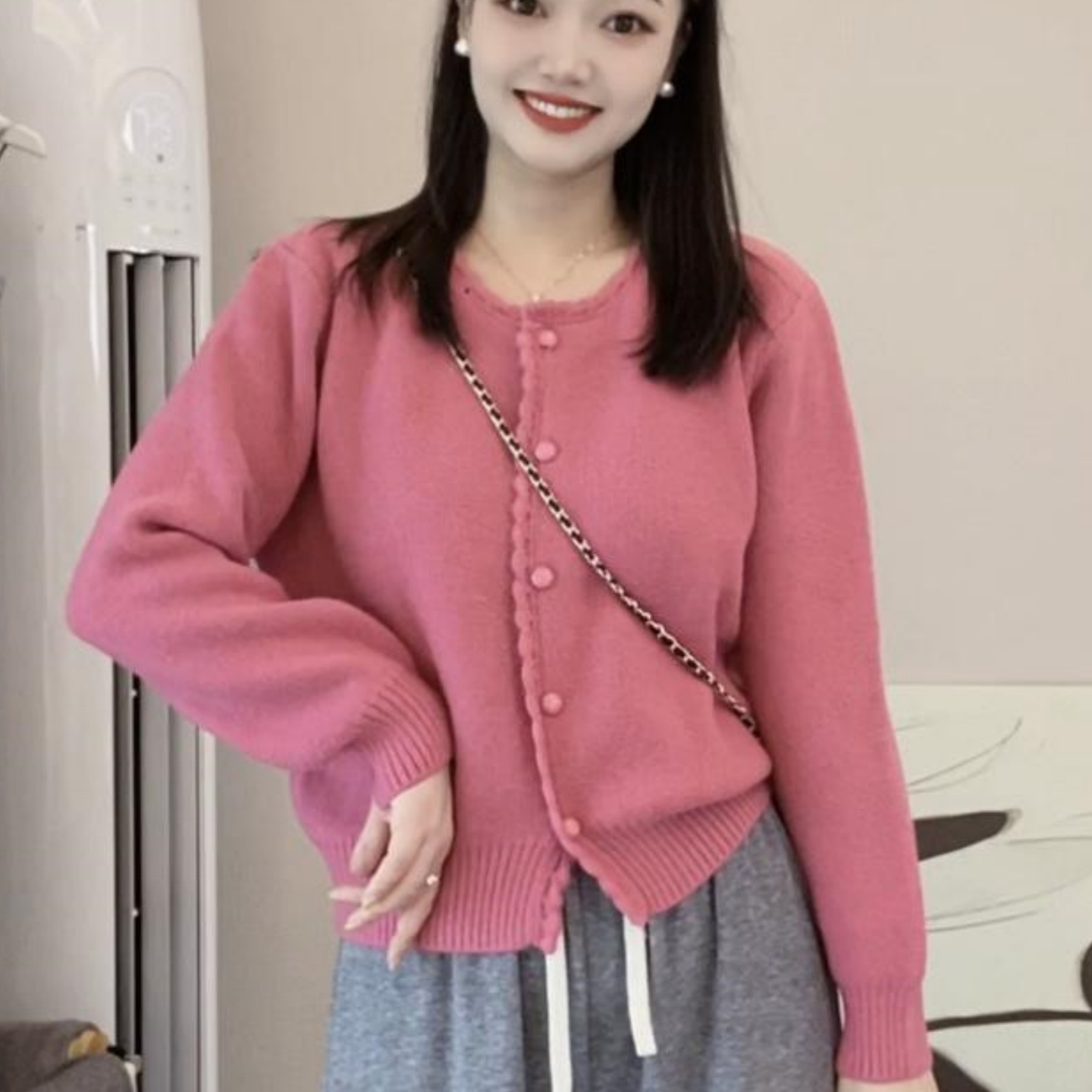 圆领软糯针织毛衣外套女秋冬季