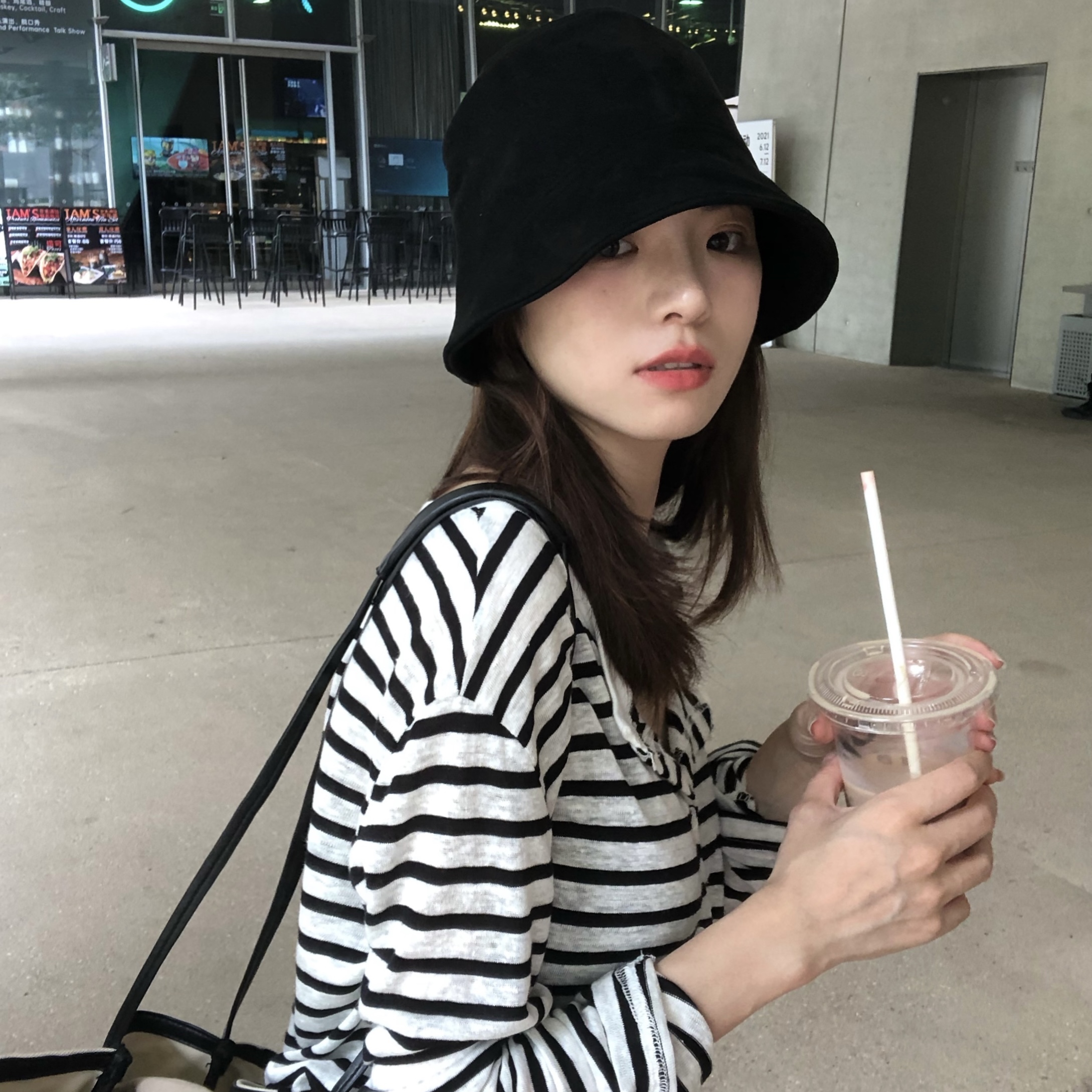 素颜风麂皮绒显脸小水桶渔夫帽子