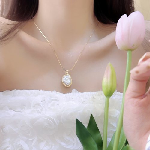 不规则巴洛克珍珠项链女款2024新款爆款颈链轻奢小众配饰女高级感