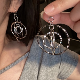 复古多层锤纹耳圈吊坠耳环女清冷感冷淡风耳钉气质夸张耳饰耳夹