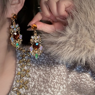 矜贵感轻奢千金大小姐耳饰复古夸张耳环女长款气质流苏耳夹无耳洞