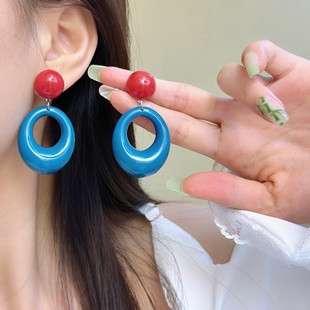 复古港风氛围圆圈撞色耳环女款度假风蓝色耳钉小众设计感夸张耳夹