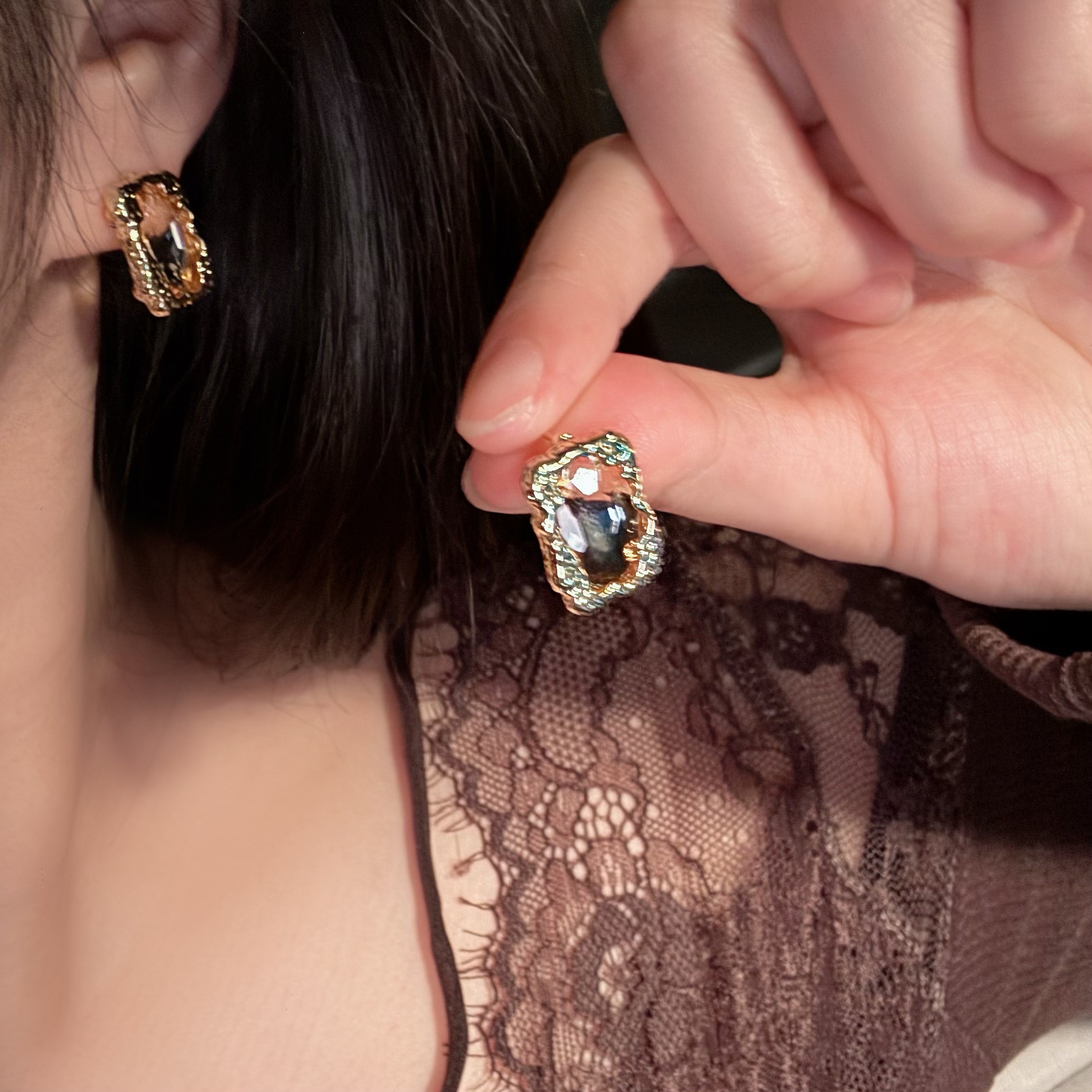 秋冬咖色美拉德锆石几何方形耳钉轻奢高级感复古水晶耳环女耳饰