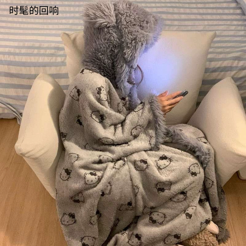 2026新款睡袍女秋冬季加厚保暖珊瑚绒连帽睡裙可外穿法兰绒浴袍