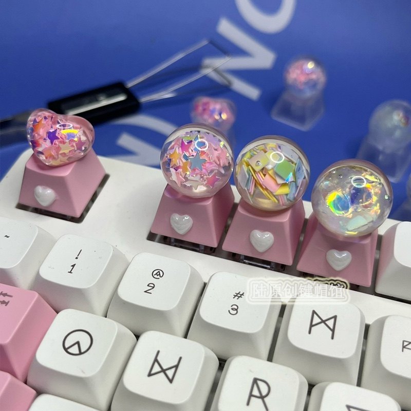 THREE-DIMENSIONAL CRYSTAL TRANSLUCENT KEYCAPS LOVE BALLS CUTE GIRLY PINK TRANSPARENT BUTTONS R4 ESC MECHANICAL KEYBOARD KEYCAPS