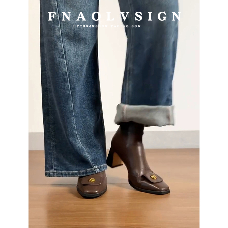 【现货！免费试穿】粗跟马丁靴