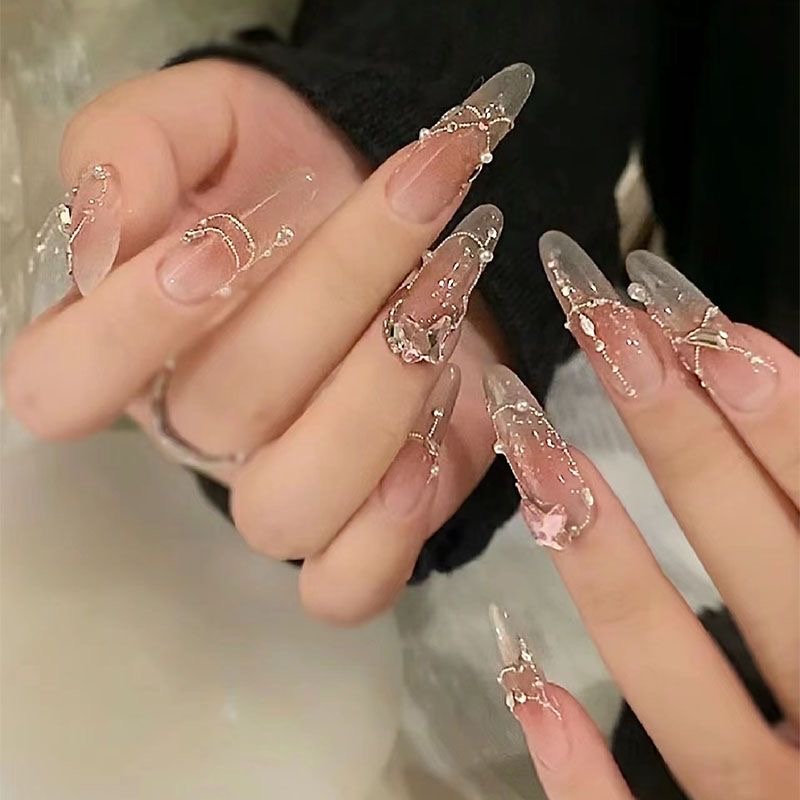 凌洛纯手工穿戴甲新年纯欲公主