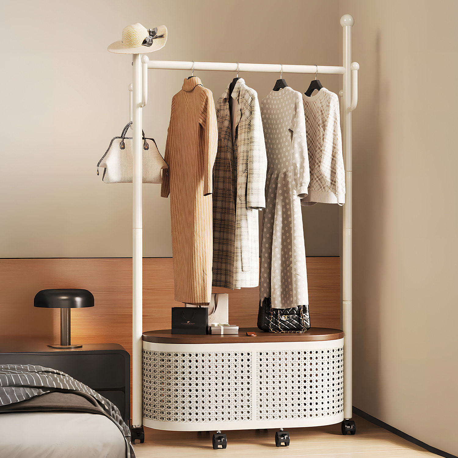 日本品质の轻奢压不弯落地衣架