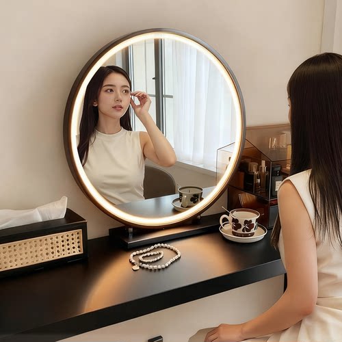 日本高端带灯化妆镜梳妆台镜子