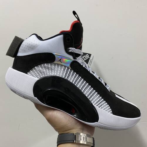 JORDAN代气垫透气篮球鞋