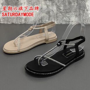 SATURDAYMODE撤柜断码处理夏季时尚露趾水钻平底夹趾罗马凉鞋女潮