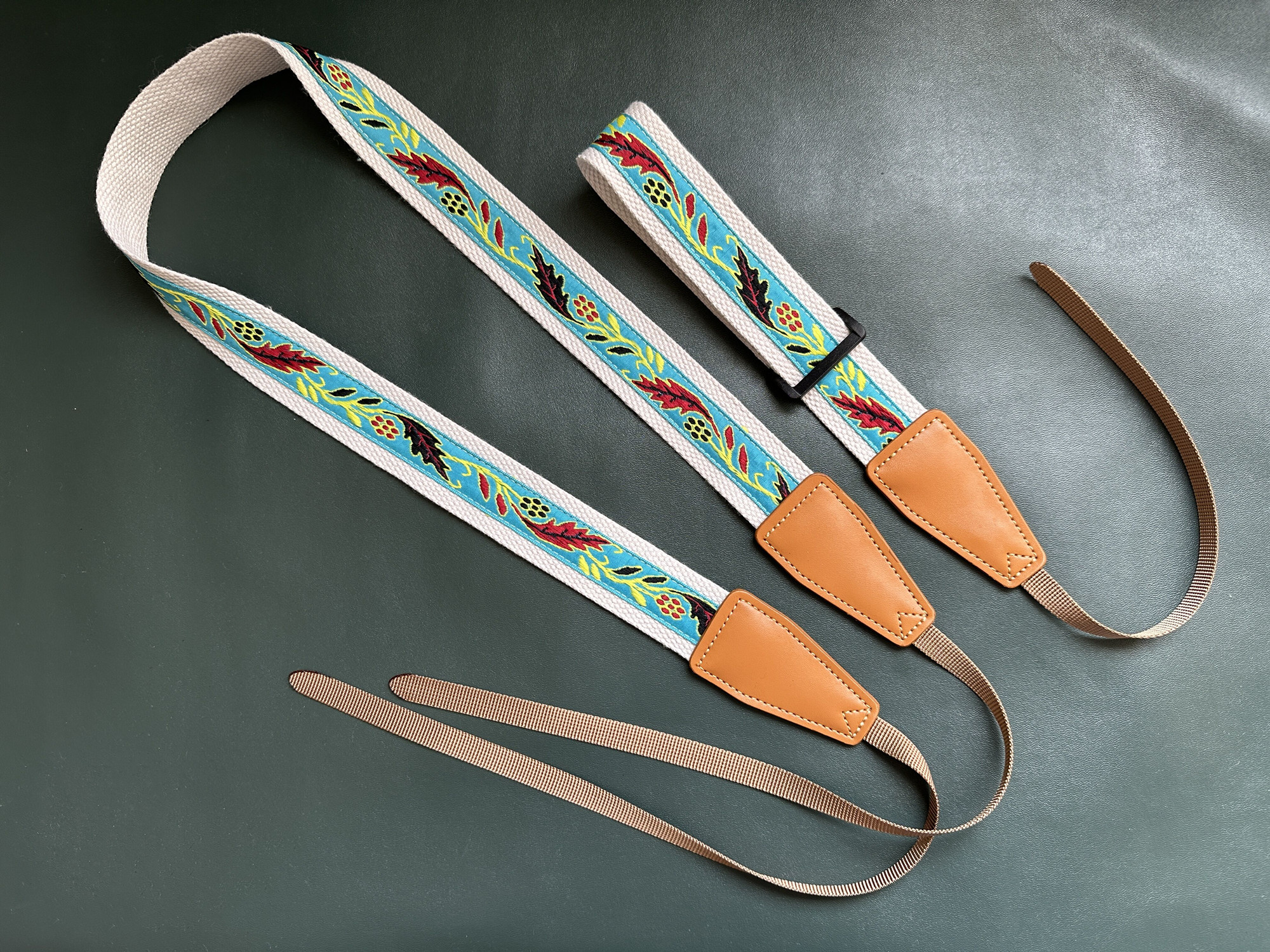 UNIKSTRAP原创绣花相机背带