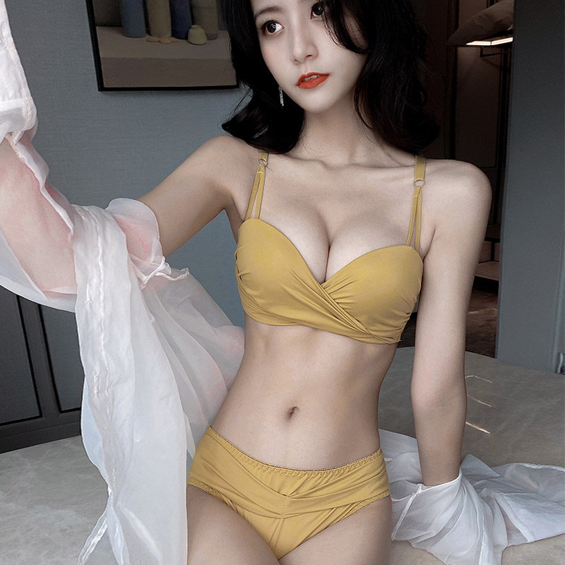 无痕内衣女无钢圈聚拢多情猫小胸显大平胸专用性感文胸罩套装加厚