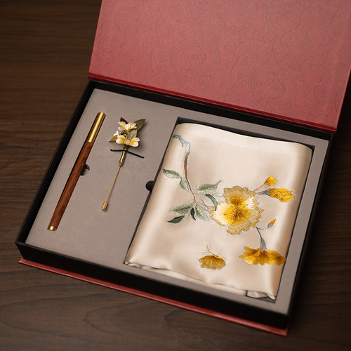 刺绣真丝围巾礼盒苏州绣美伴手礼