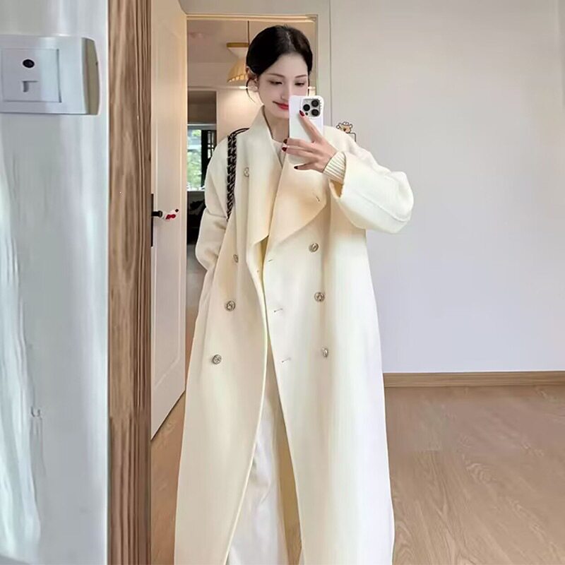 燕麦色毛呢大衣女中长款2026秋冬季高级感双排扣毛呢外套